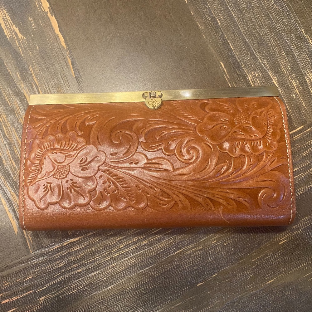 PATRICIA NASH WALLET